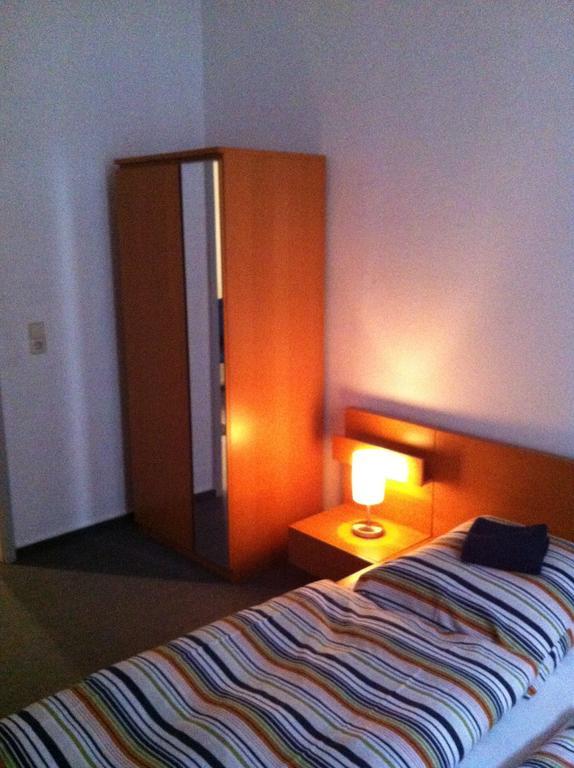 Gastezimmer Am Spielbergtor Erfurt Pokój zdjęcie